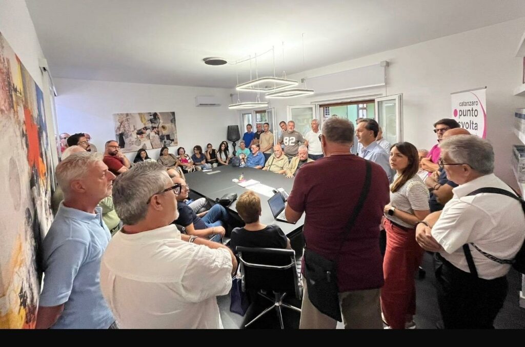 "Focus sul mare e prospettive di sviluppo per il quartiere marinaro". L'iniziativa del Movimento “Catanzaro Punto di Svolta” per il 7 ottobre all'Hotel Perla del Porto