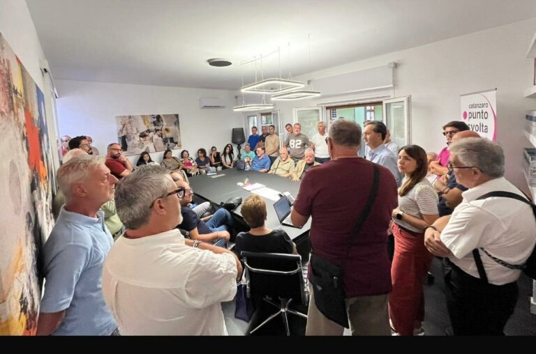 "Focus sul mare e prospettive di sviluppo per il quartiere marinaro". L'iniziativa del Movimento “Catanzaro Punto di Svolta” per il 7 ottobre all'Hotel Perla del Porto