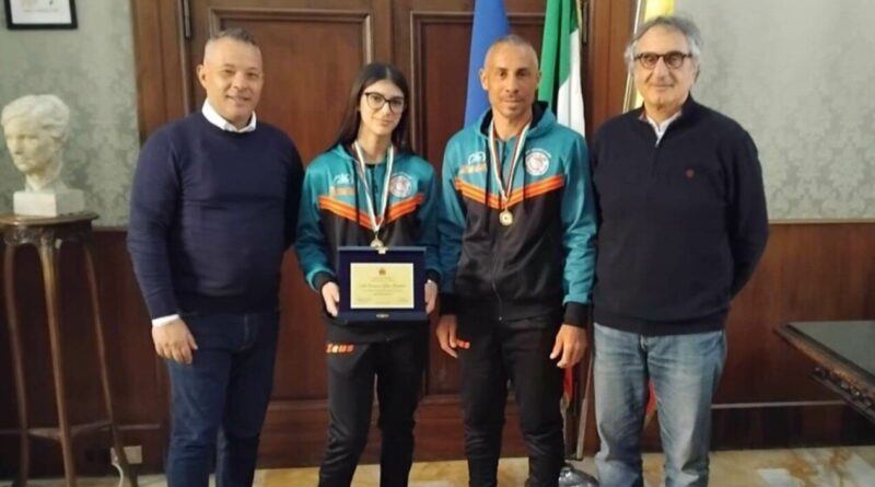 La giovane pugile Gaia Gualtieri ricevuta in Comune dopo il successo al trofeo “Mura”
