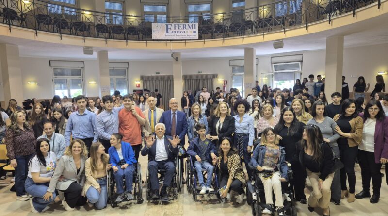 "NARRAZIONI SENZA BARRIERE" Al Liceo "Fermi" il Festival delle DiversAbilità tra ironia, testimonianze e impegno istituzionale