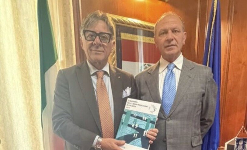 Confprofessioni Calabria incontra la Camera di Commercio di Catanzaro: consegnato al Presidente Falbo il Rapporto sulle libere professioni