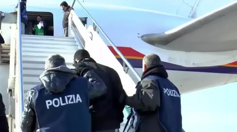 la Polizia di Stato esegue quattro espulsioni in una settimana