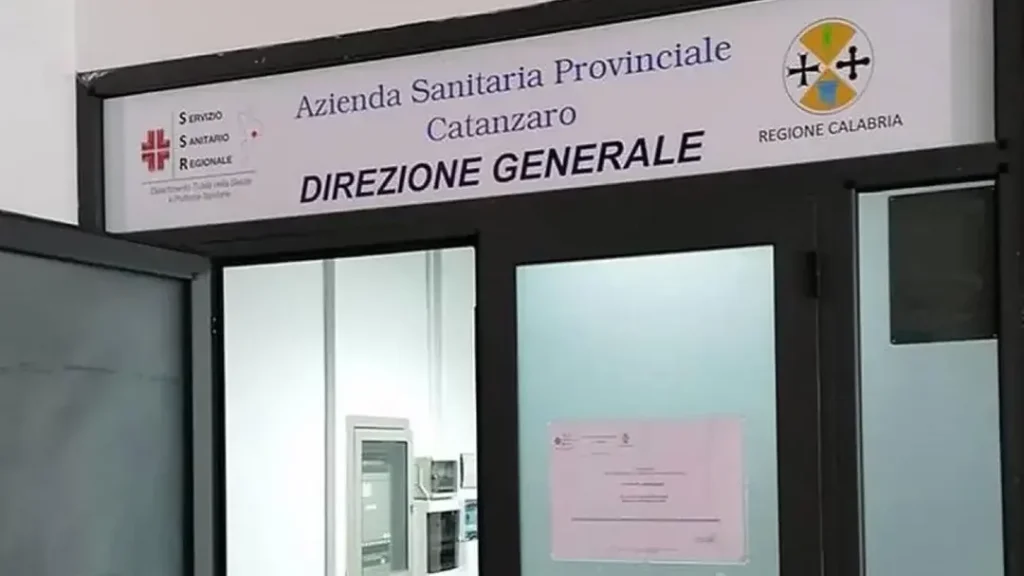 Sergio Costanzo su Sanità territoriale: Cosenza investe, Catanzaro resta ferma. Il generale Battistini spieghi ai cittadini perché.