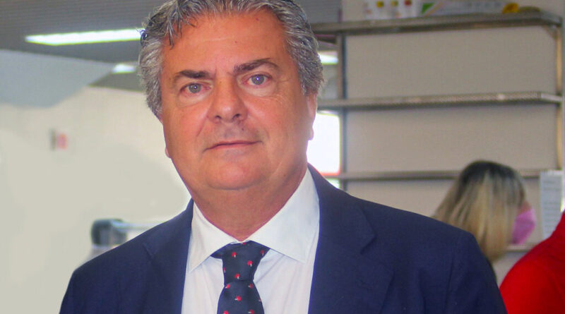 FILIPPO MANCUSO PREDICA UNITA’ E PRATICA DIVISIONE, SUL NUOVO OSPEDALE SNOBBA CENTRODESTRA E CITTADINI