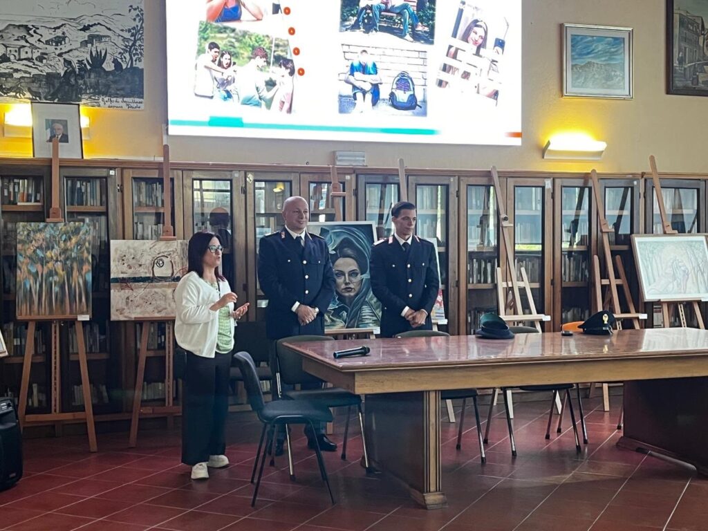 “Una Vita da Social – Action Week”: a Tiriolo incontro della Polizia Postale con circa 100 studenti