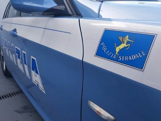 AUTOVETTURA PERCORRE CONTROMANO L’A2 DEL MEDITERRANEO