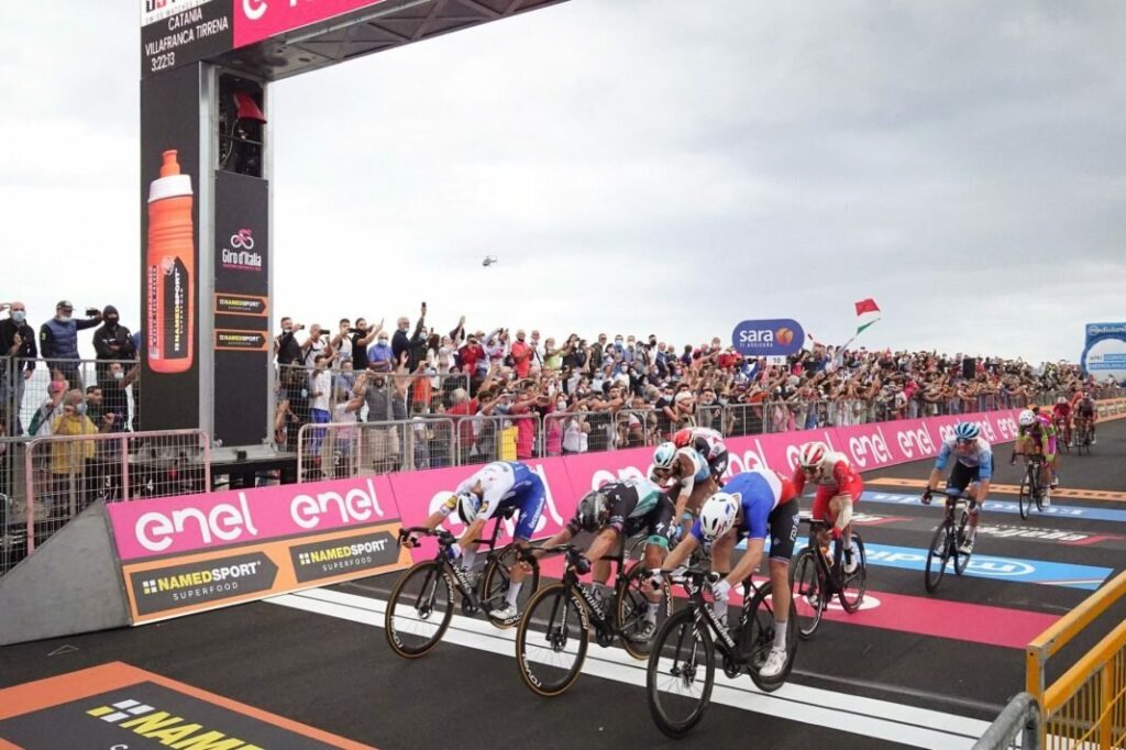 Giro d’Italia, Catanzaro aderisce al progetto “BiciScuola 2026”: oltre 40 classi cittadine coinvolte