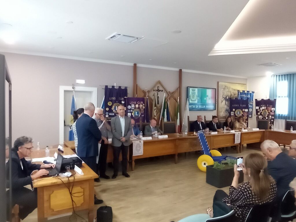 Premio Eccellenze a Luigi Verrino imprenditore e artista di caratura internazionale