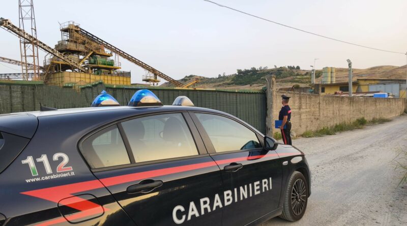 Denunciata dai Carabinieri di Catanzaro l’amministratrice di un impianto di lavorazione inerti per sversamento illecito di reflui nel torrente Soveria Simeri e acque torbide in mare