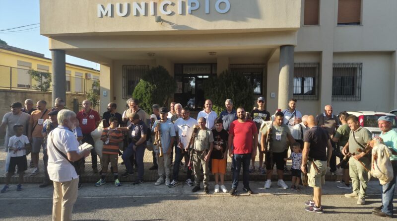 S. Andrea Apostolo (CZ). Raduno degli zampognari, Bruno: «Tuteleremo le manifestazioni che custodiscono l’identità dei territori»