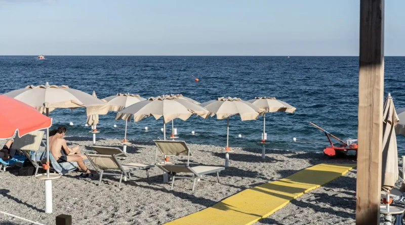 Iemma: Il mare è un bene comune: Catanzaro sceglie l’inclusione e il diritto alla spiaggia per tutte e tutti con il lido comunale sociale