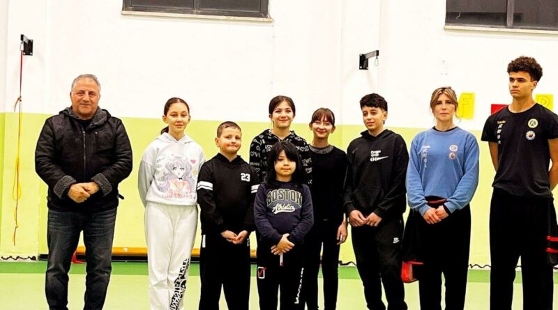 Sabato Storico a Gimigliano: Prima sessione d'esame per gli allievi del Centro Studi Wushu Kung Fu Il Maestro Alfredo Giuliano Onora l’Esame con la Sua Presenza